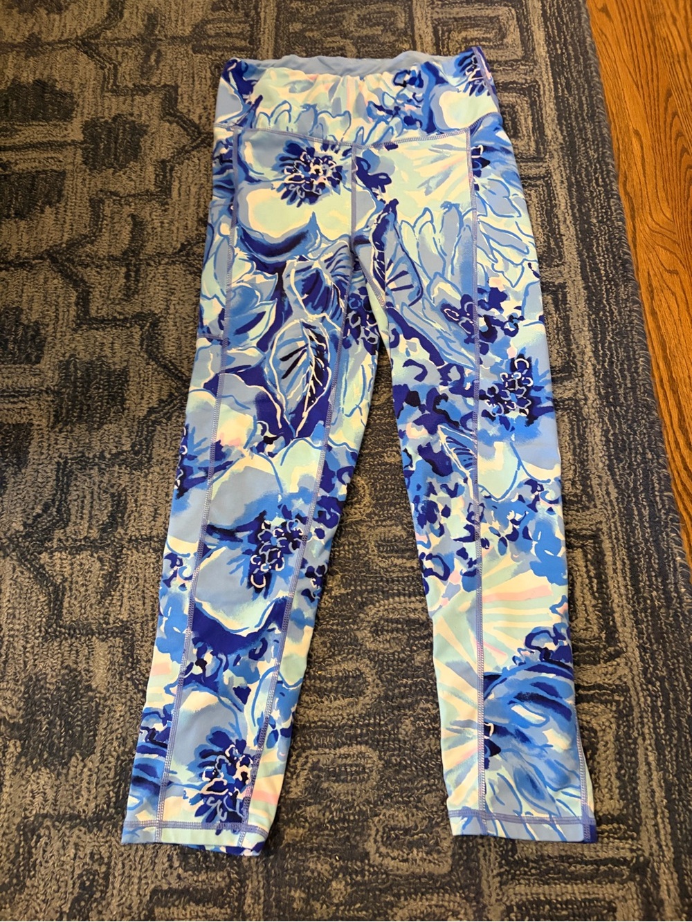Lilly Pulitzer Blue Multi Floral Leggings